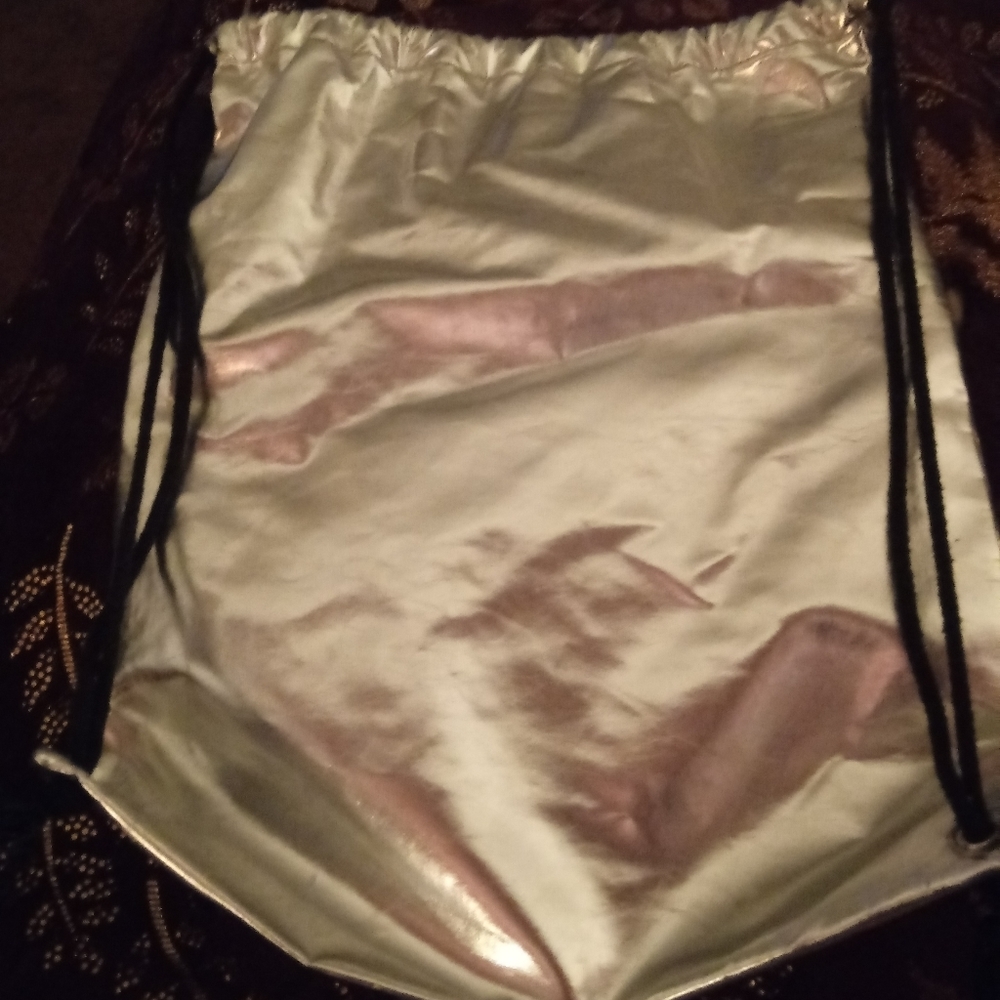 Silver drawstring bag - Picture 2 of 3